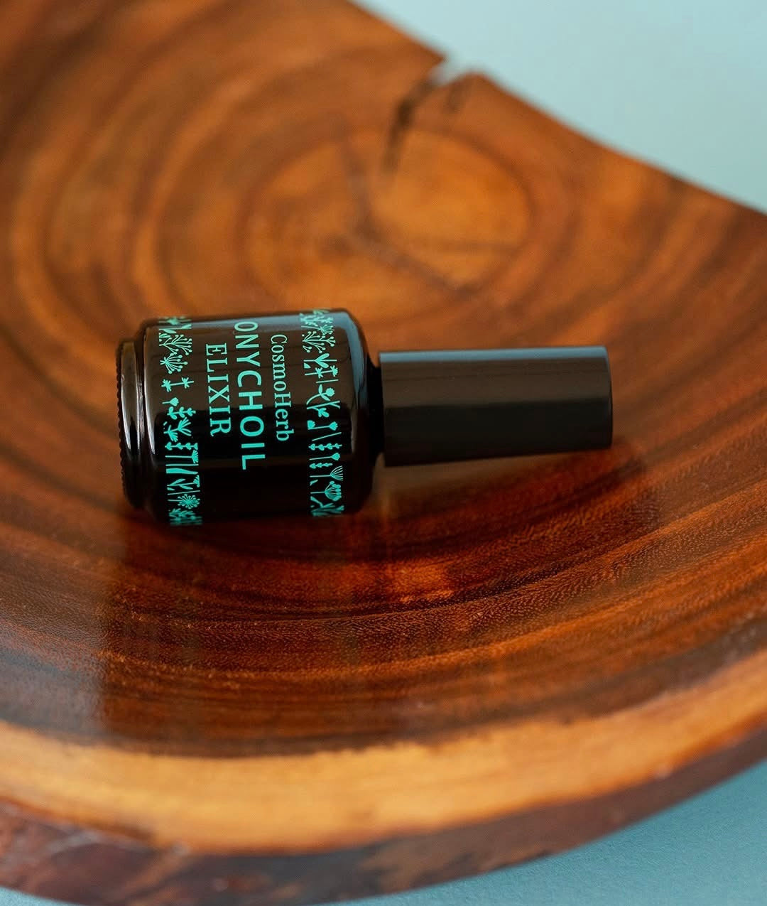 CosmoHerb Onychoil Elixir